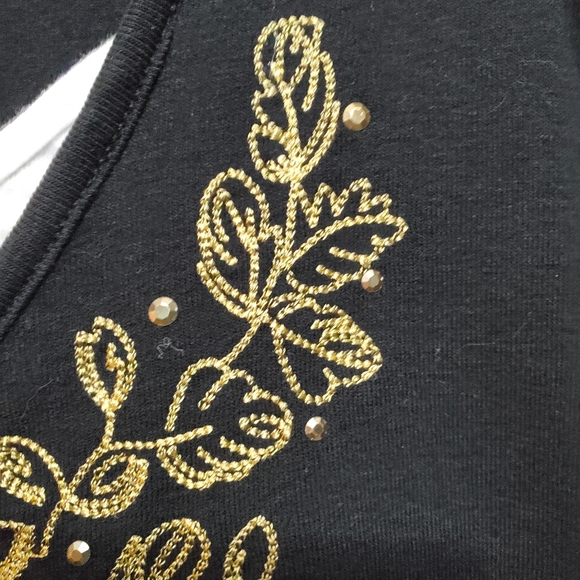 Basic Editions Black & Gold 3/4 Sleeve T-Shirt Top - Picture 4 of 11